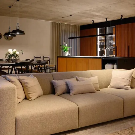 Villa Eleven Excelsior