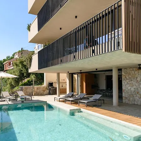 Villa Eleven Excelsior *