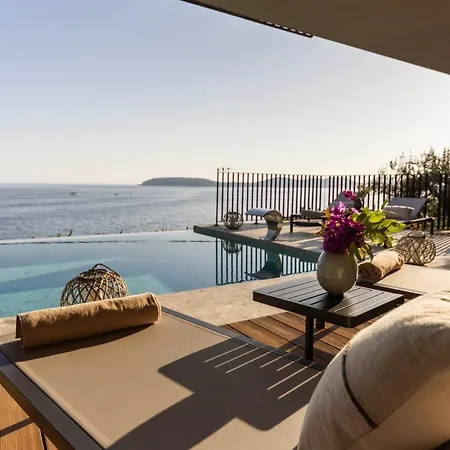 Villa Eleven Excelsior - Skyline Gym, Pool, And