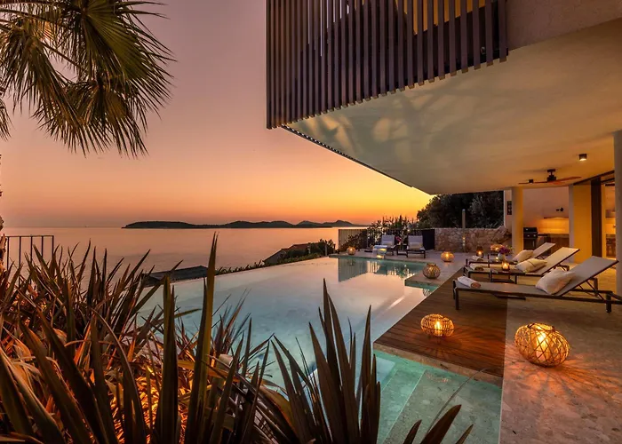 Villa Eleven Excelsior - Luxe, Gym, Spa, *