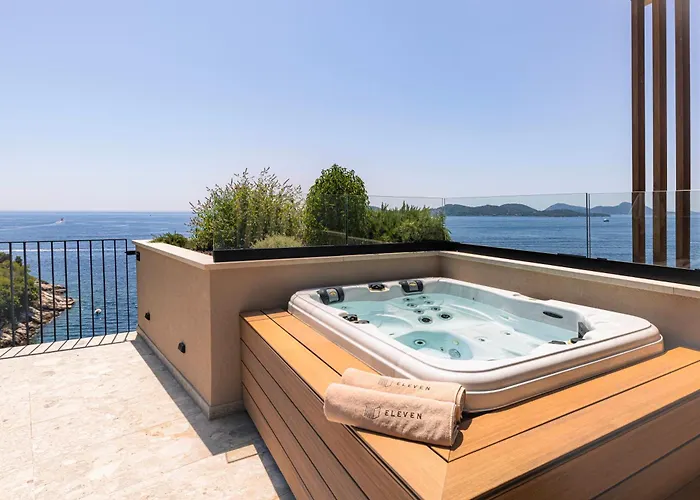 Villa Eleven Excelsior - Luxe, Gym, Spa, *