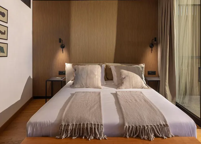 Eleven Excelsior - Luxe, Gym, Spa, Villa