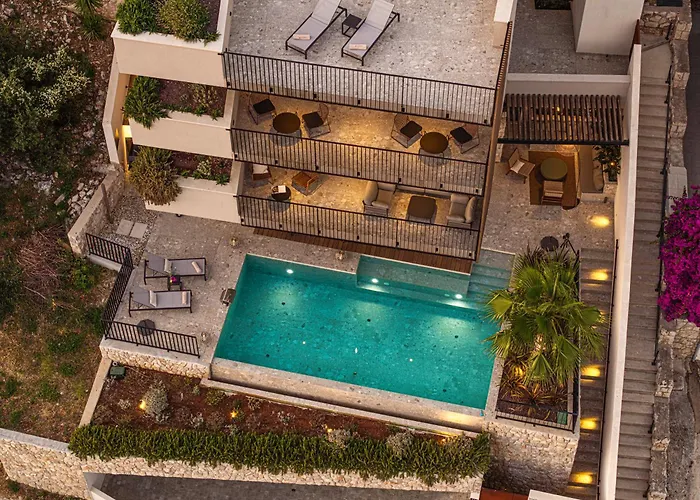 Eleven Excelsior - Luxe, Gym, Spa,