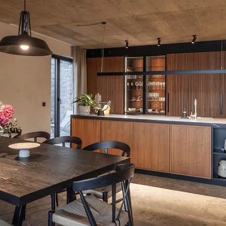 别墅 Eleven Excelsior *